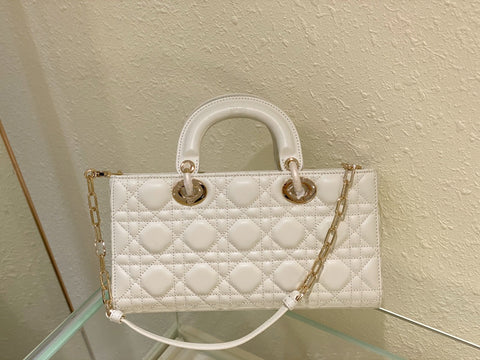 MEDIUM LADY D-JOY 26 WHITE LAMBSKIN