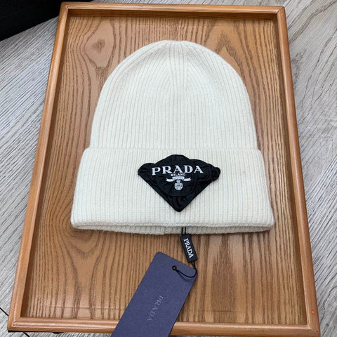 BEANIE HAT IN WHITE WOOL 431356