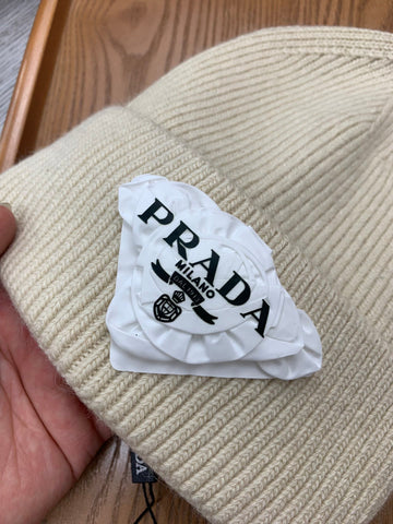 BEANIE HAT IN BISQUE BEIGE WOOL 431355