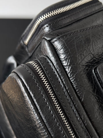 SUPERBUSY LARGE SLING BAG 42 IN BLACK LAMBSKIN