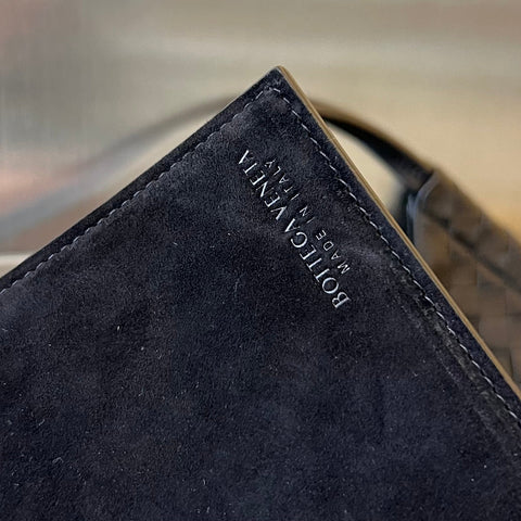 MEDIUM SOLSTICE 44 BLACK LAMBSKIN