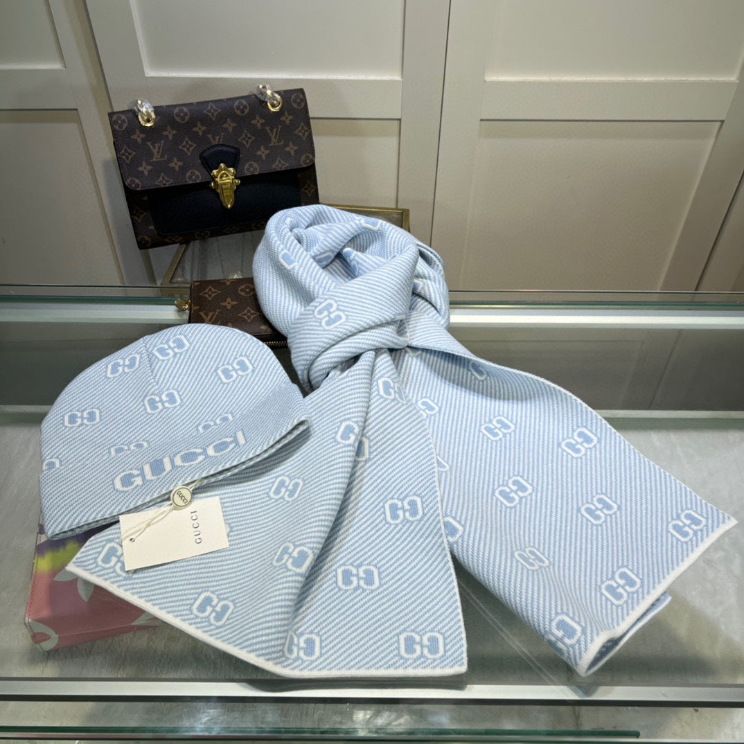 SET SCARF AND HAT IN LIGHT BLUE MIX WHITE WOOL AND CASHMERE 946331