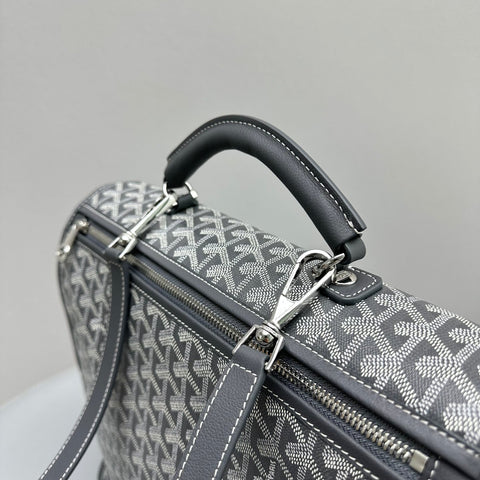 LEGER BACKPACK 37 IN GRAY GOYARDINE CANVAS WITH CALFSKIN TRIM