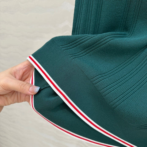 GUCCI V-NECK SLEEVELESS KNIT TOP IN DEEP SEA GREEN