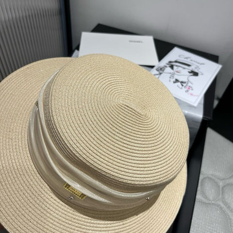 MM STRAW HAT IN LIGHT BEIGE WITH RHINESTONE EMBELLISHED