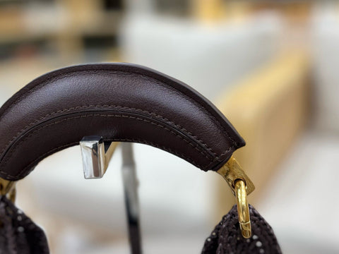 CHLOÉ 25S SUMMER BANANA HOBO BAG 36 IN BROWN