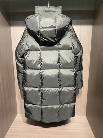 HOODED LONG PUFFER JACKET IN BLACK