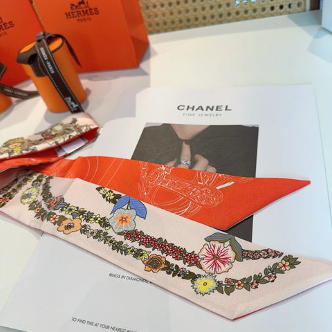 HERMES 25S SILK NECKERCHIEF 86 IN SILK 714378