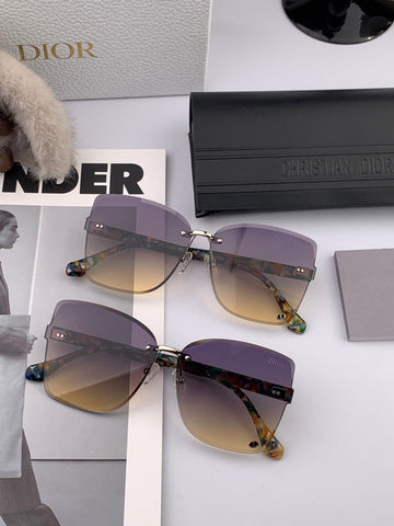 MONTAIGNE SUNGLASS CD6710 IN MULTICOLOR ACETATE