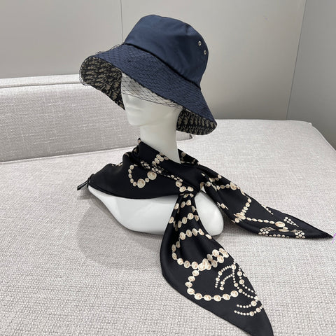 CHANEL 25S SCARF 90 IN SILK 735866