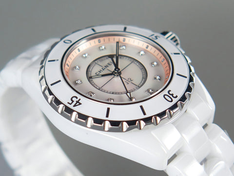 J12 33mm Quartz White Ceramic Diamond Numerals Pink Mop Dial