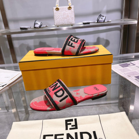 FF Women Signature Slides Dark Pink Gray Canvas Slide