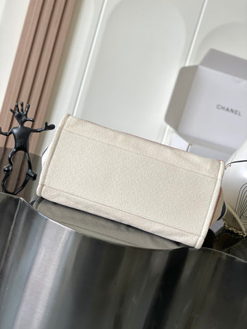CHANEL 25S SHOPPING BAG 35 IN CREAM WHITE AND NAVY BLUE CANVAS