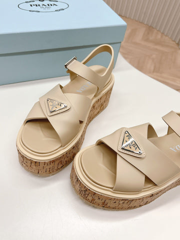 PRA WEDGE PLATFORM SANDALS BEIGE CALFSKIN