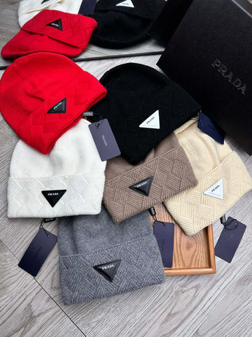 BEANIE HAT IN SHADOW GRAY WOOL AND RABBIT FUR 436396