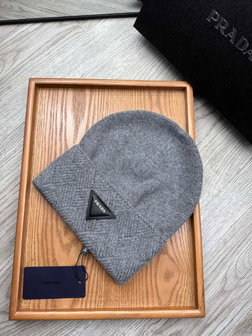 BEANIE HAT IN SHADOW GRAY WOOL AND RABBIT FUR 342034