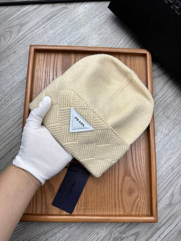 BEANIE HAT IN BISQUE BEIGE WOOL AND RABBIT FUR 436397