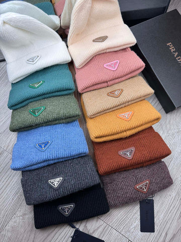 BEANIE HAT IN WHITE WOOL 332394