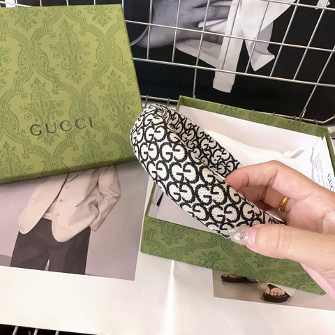 THICK HEADBAND IN WHITE MIX BLACK MONOGRAM CANVAS 406136