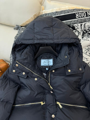PRADA PUFFER JACKET STYLE 40