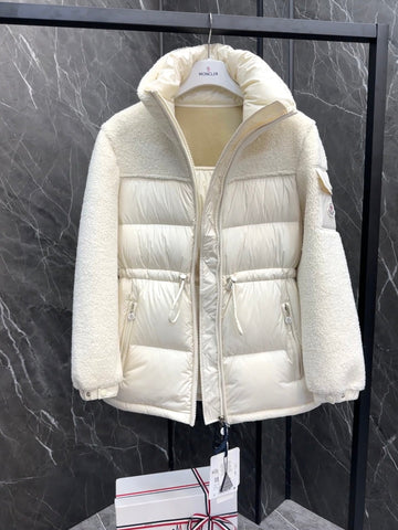 MONCLER 25S JACKET IN WHITE 020