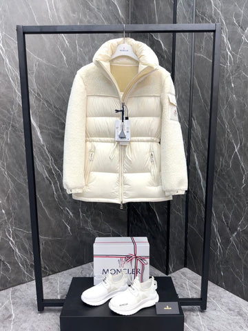MONCLER 25S JACKET IN WHITE 020