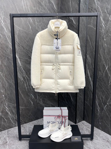 MONCLER 25S JACKET IN WHITE 020