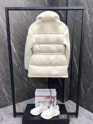 MONCLER 25S JACKET IN WHITE 020