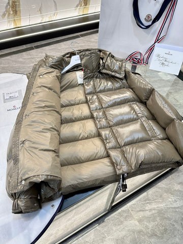 MONCLER 25S JACKET IN BROWN 029