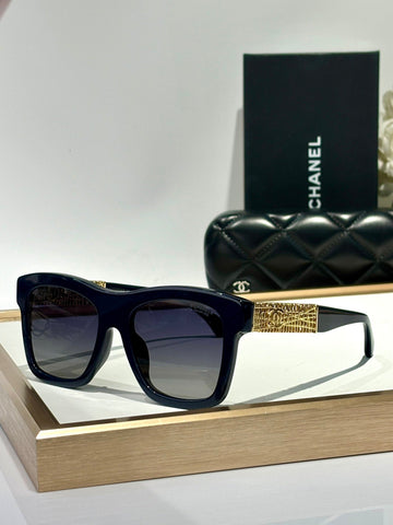 SQUARE SUNGLASSES CH5533 IN ACETATE