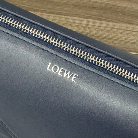 PUZZLE FOLD WASH 22 BAG IN PRUSSIAN BLUE SHINY CALFSKIN