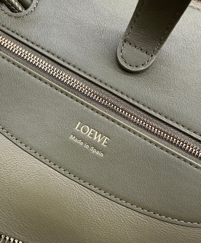LOEWE 25S MEDIUM MADRID BAG 23 IN OLIVE GREEN CALFSKIN GOLD HARDWARE