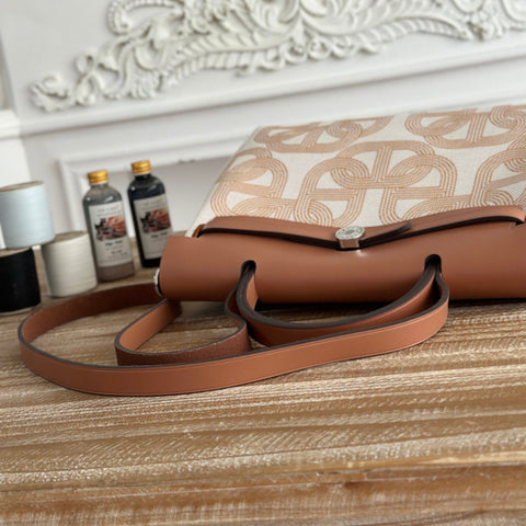 HERBAG ZIP 31 LAQUERED BAG IN OFF-WHITE MIX YELLOW H PLUME CANVAS