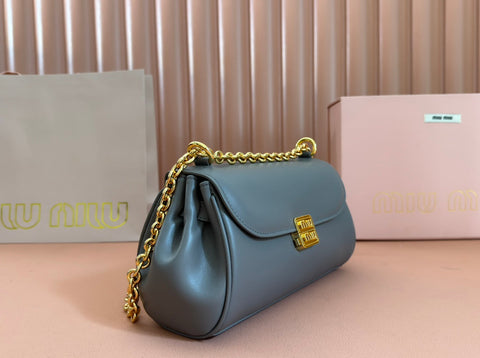 CHAIN SHOULDER BAG 24 IN SLATE GREY PATENT SMOOTH CALFSKIN