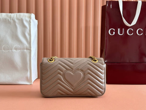 GG MARMONT MATELASSÉ LARGE 26 BAG BEIGE CALFSKIN