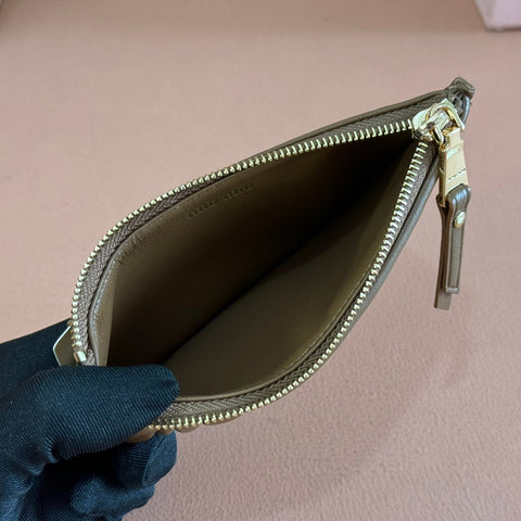 MATELASSÉ LEATHER ENVELOPE WALLET CARAMEL