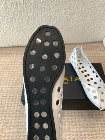 PERFO BALLET FLATS IN WHITE CALFSKIN