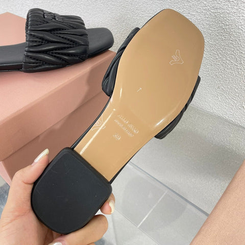 Women's Black Leather Slippers