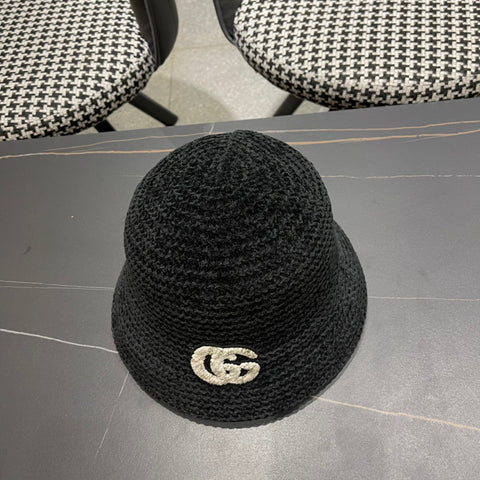 BUCKET HAT IN BLACK WOOL 389114