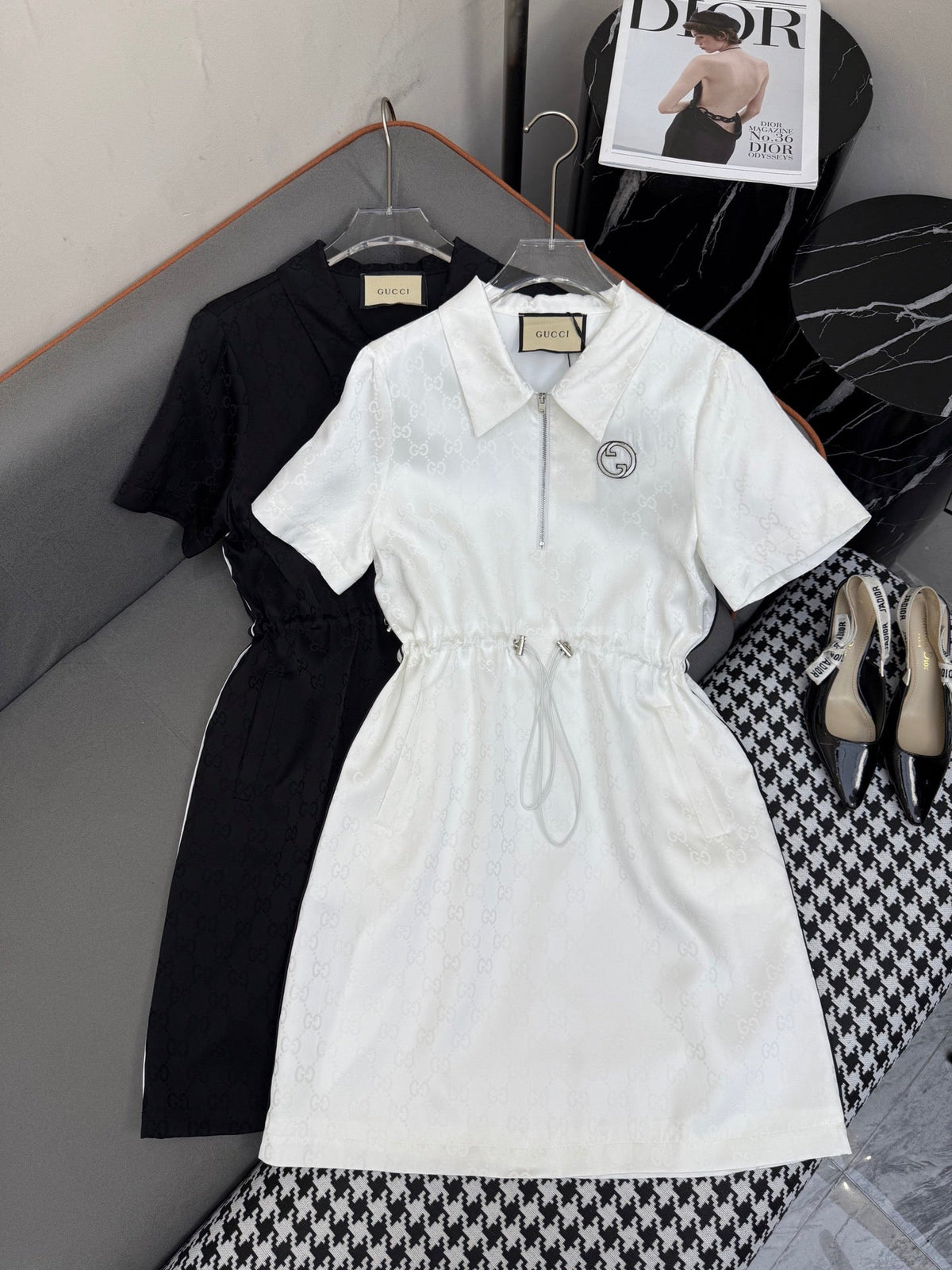 SHORT-SLEEVE DRESS WITH ADJUSTABLE WAIST TIE