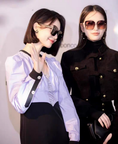 RUNWAY SQUARE SUNGLASSES 563196 IN BEIGE ACETATE