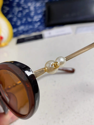 OVAL SUNGLASSES 640342 IN BROWN CLEAR ACETATE METAL FRAME