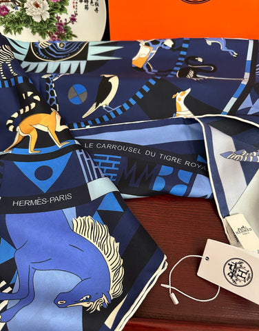 HERMES 25S SCARF 90 IN SILK 007