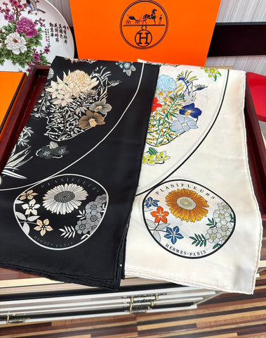 HERMES 25S SCARF 90 IN SILK 735732