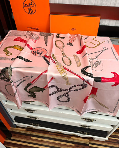 HERMES 25S SCARF 90 IN SILK 004