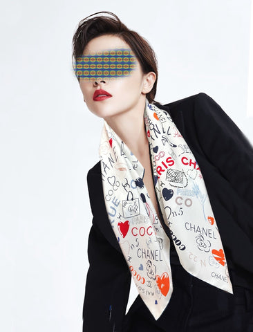 CHANEL 25S SCARF 90 IN SILK 738420