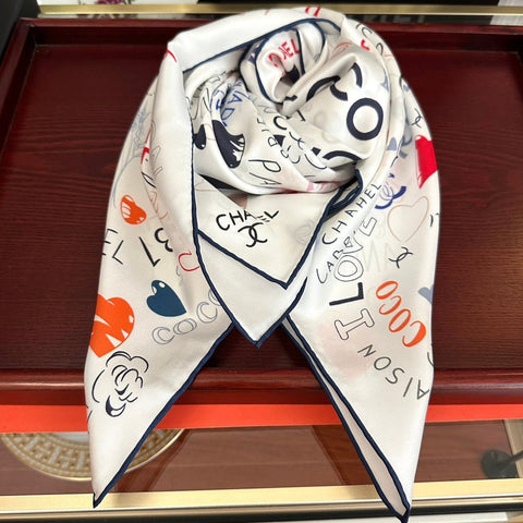 CHANEL 25S SCARF 90 IN SILK 738420