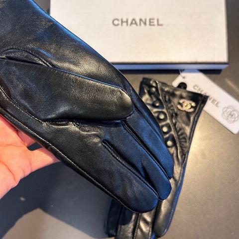 GLOVES IN BLACK LAMBSKIN 466772