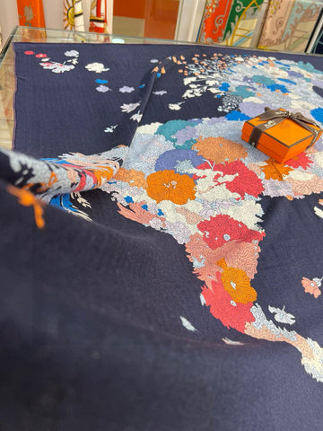 HERMES 25S SCARF 140 IN SILK 724765