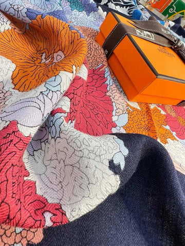 HERMES 25S SCARF 140 IN SILK 724765